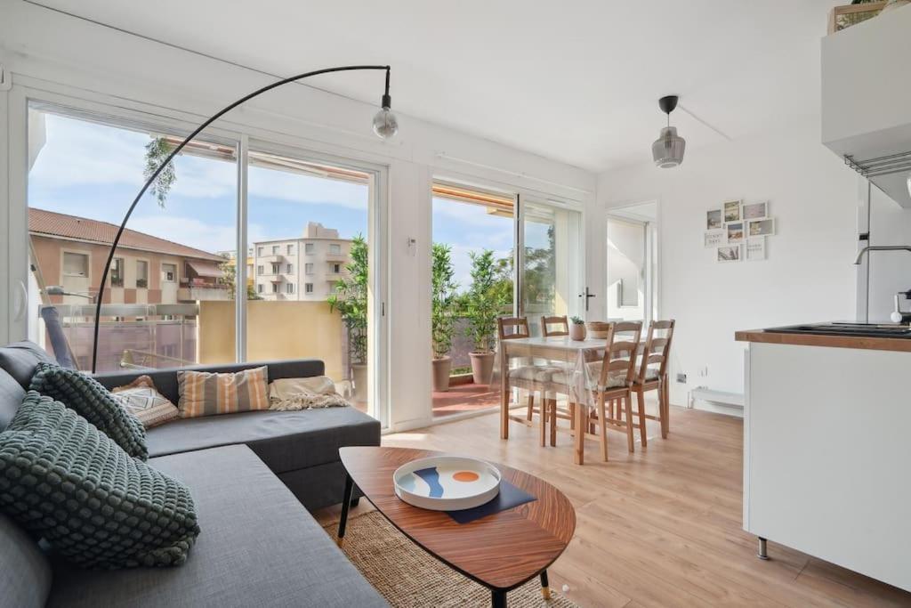 Charmant Appartement Vue Mer 7Eme - Plage 200M Marseilles Exterior foto